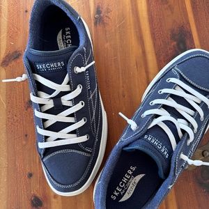 Skechers Arch Fit Arcade - Arcata - size 10